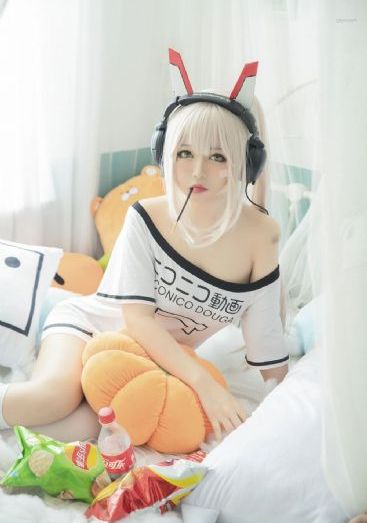 KTⅤ厕偷撒尿偷拍视频_720免费全集观看