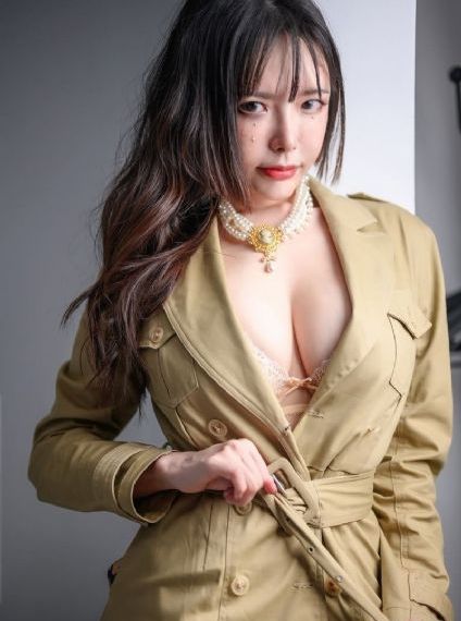 低头痛哭的图片_超清在线观看高清