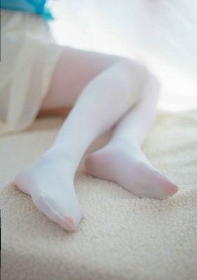 娇妻被朋友玩得呻吟在线电影_BD英语高清完整版播放