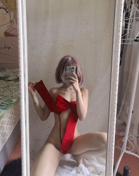 爆乳美女脱内衣18禁裸露网站_1080天堂在线